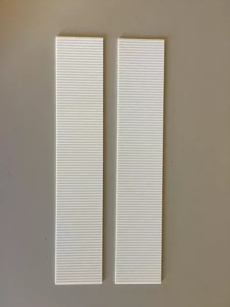 541-1013 – Prefab Steel Warehouse Roof Panels (HO Scale)
