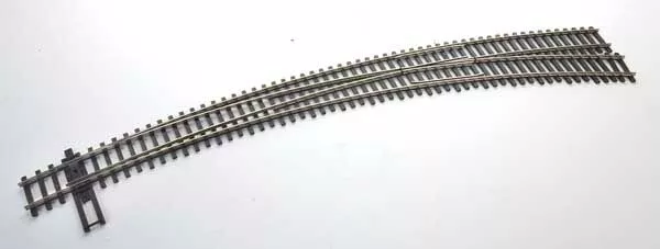 948-83064 – Code 83 – Nickel Silver DCC-Friendly Curved Turnout – 24 and 28″ Radii – Right Hand (HO Scale)