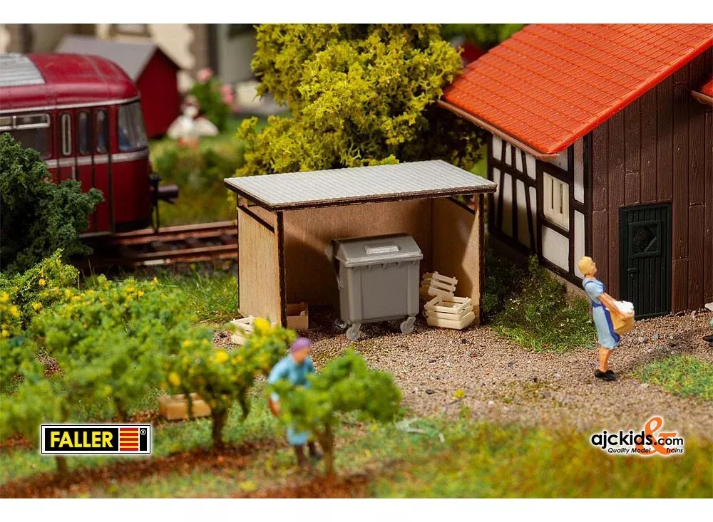 Faller 180300 – Dustbin booth with salvaged material container