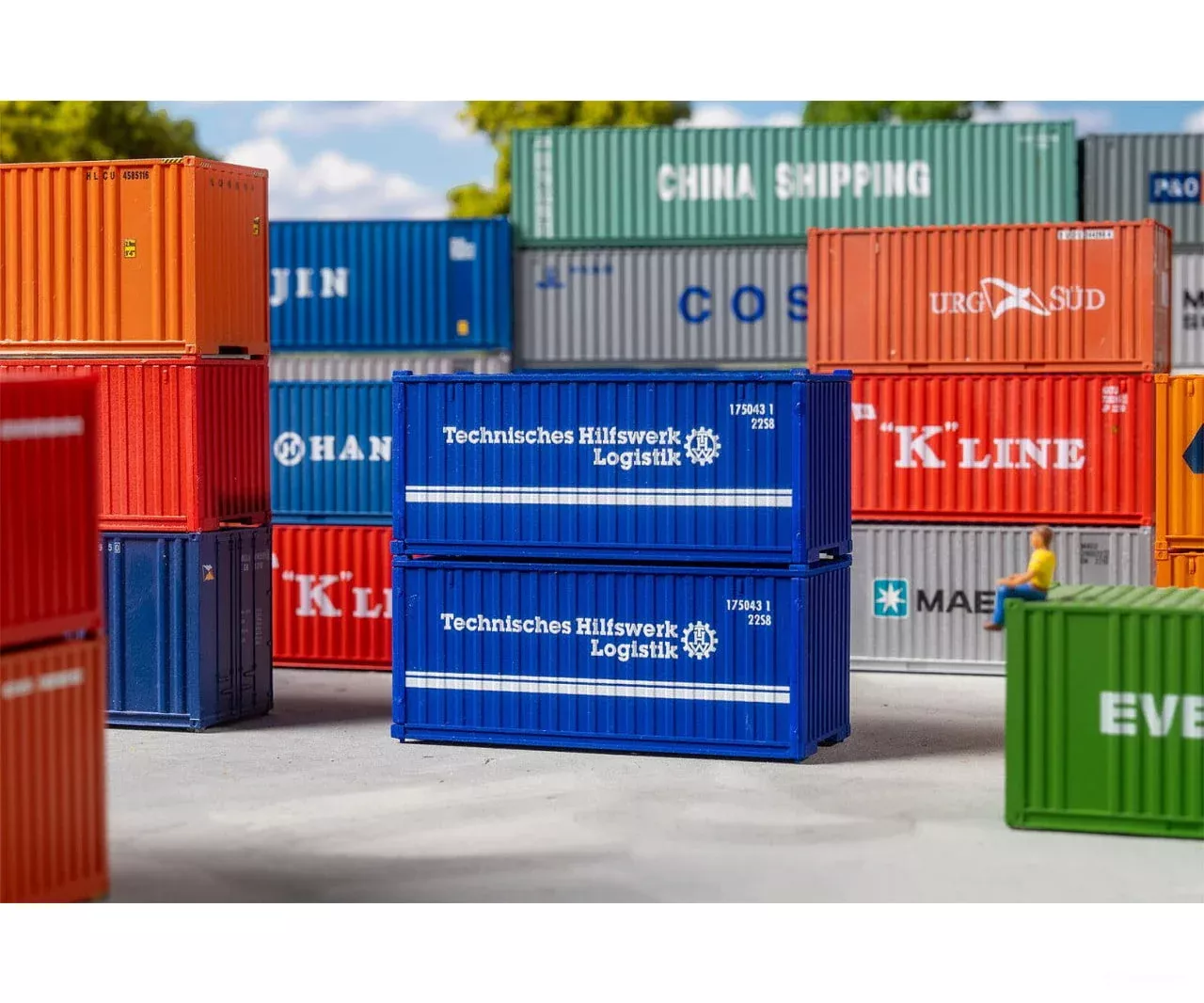 Faller 182005 HO 20′ Container THW, set of 2