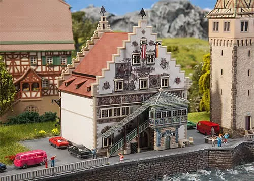 Faller 232299 N Scale Lindau Old City Hall -- Kit - 11.1 x 11.5 x 13.9cm
