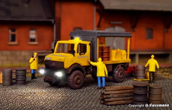 Kibri – 10770 – UNIMOG Lubricate Vehicle GleisBau with LED-Lighting, Functional Kit (HO Scale)