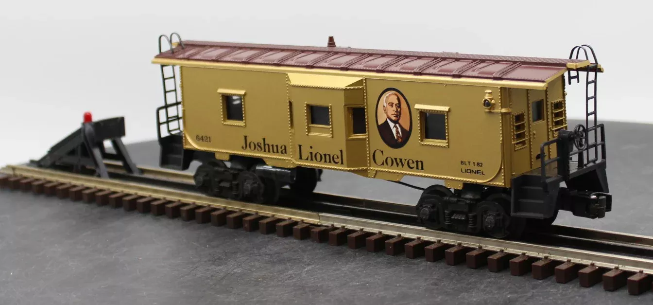 Lionel 6-6421 Bay Window Illuminated Caboose O SCALE Like New