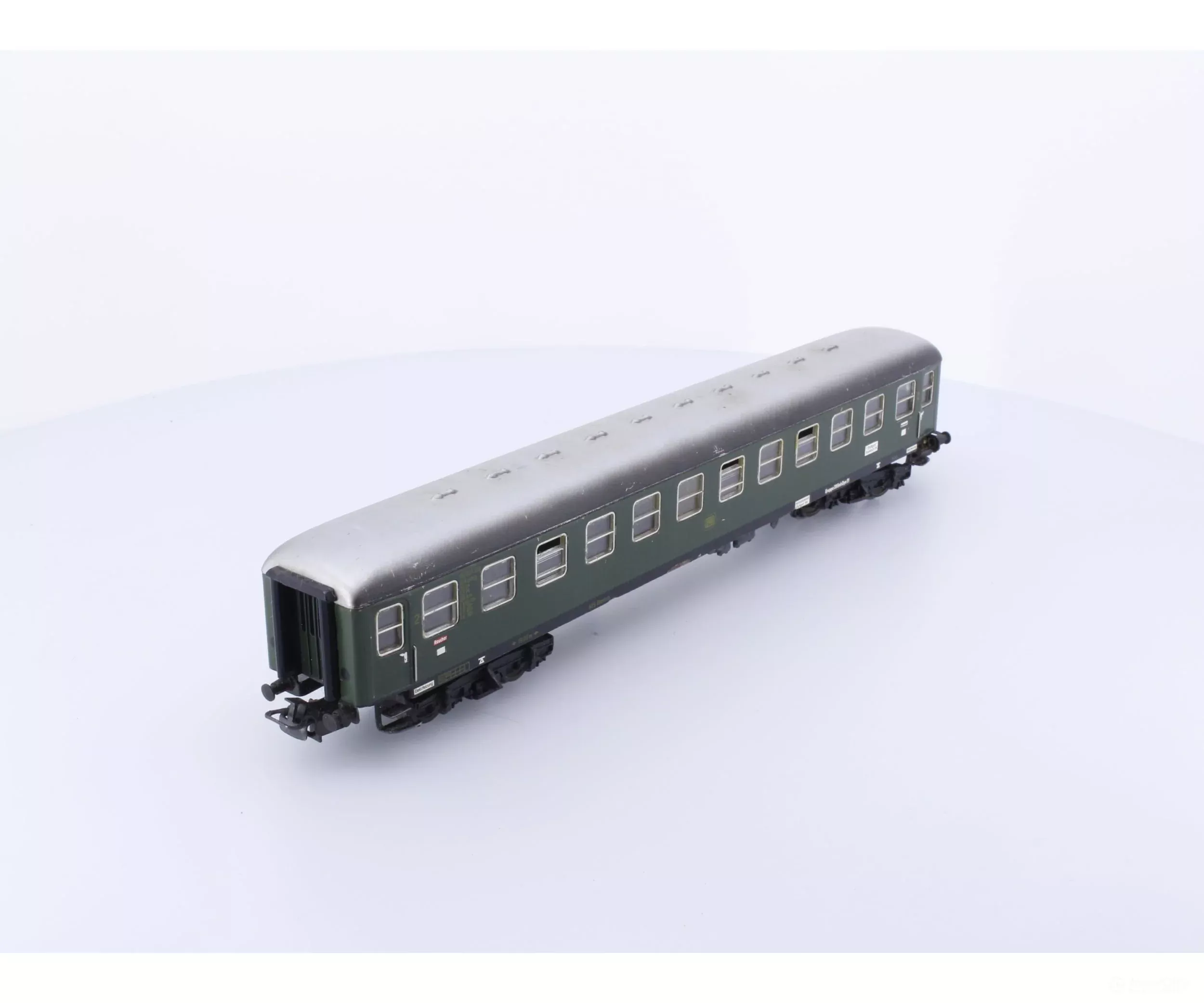 Marklin 4022 HO DB Personenwagen 2.KL KES-Bremse (#2) (2nd Hand)