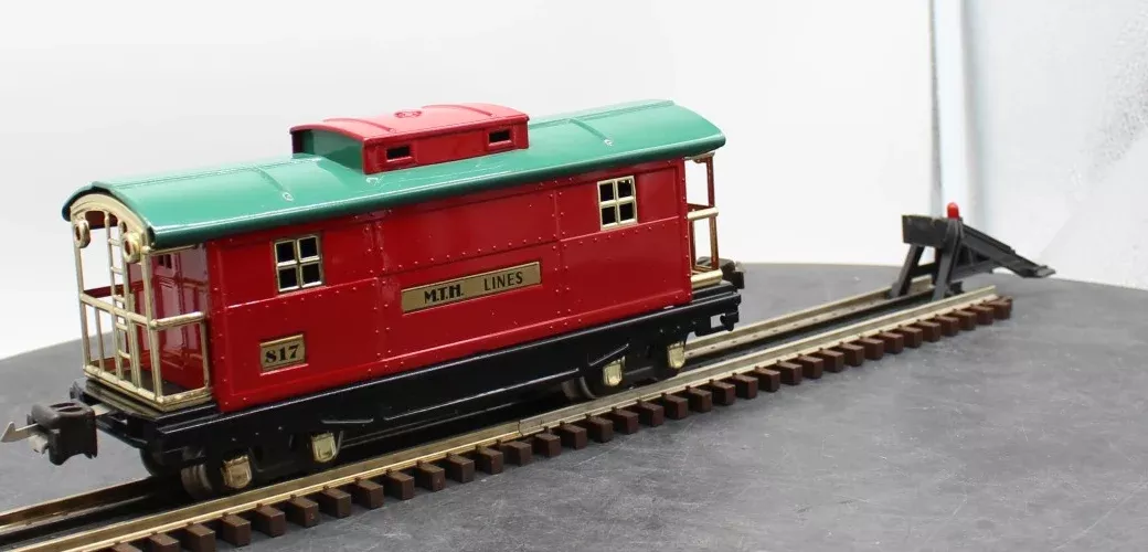 MTH Tinplate 10-1042 817 caboose red w/ peacock roof and brass trim O SCALE Like New