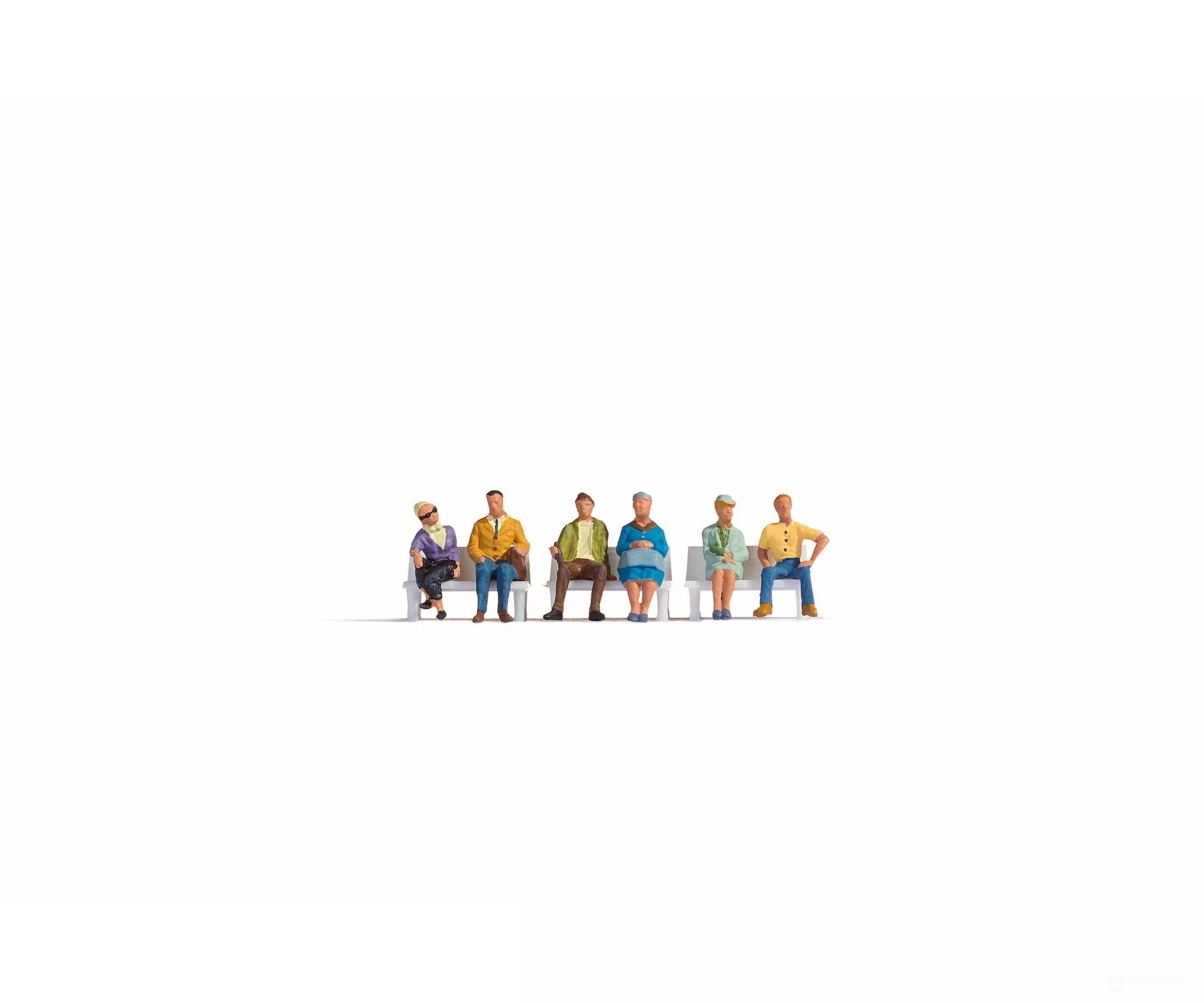 Noch 36532 N Sitting People