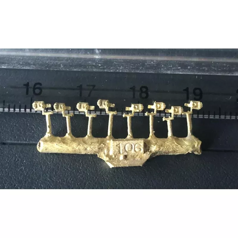 ODP 92 - Marker Lights 4 left hand - 4 right hand for Steam Locomotives Vans - Ozzy Brass HO