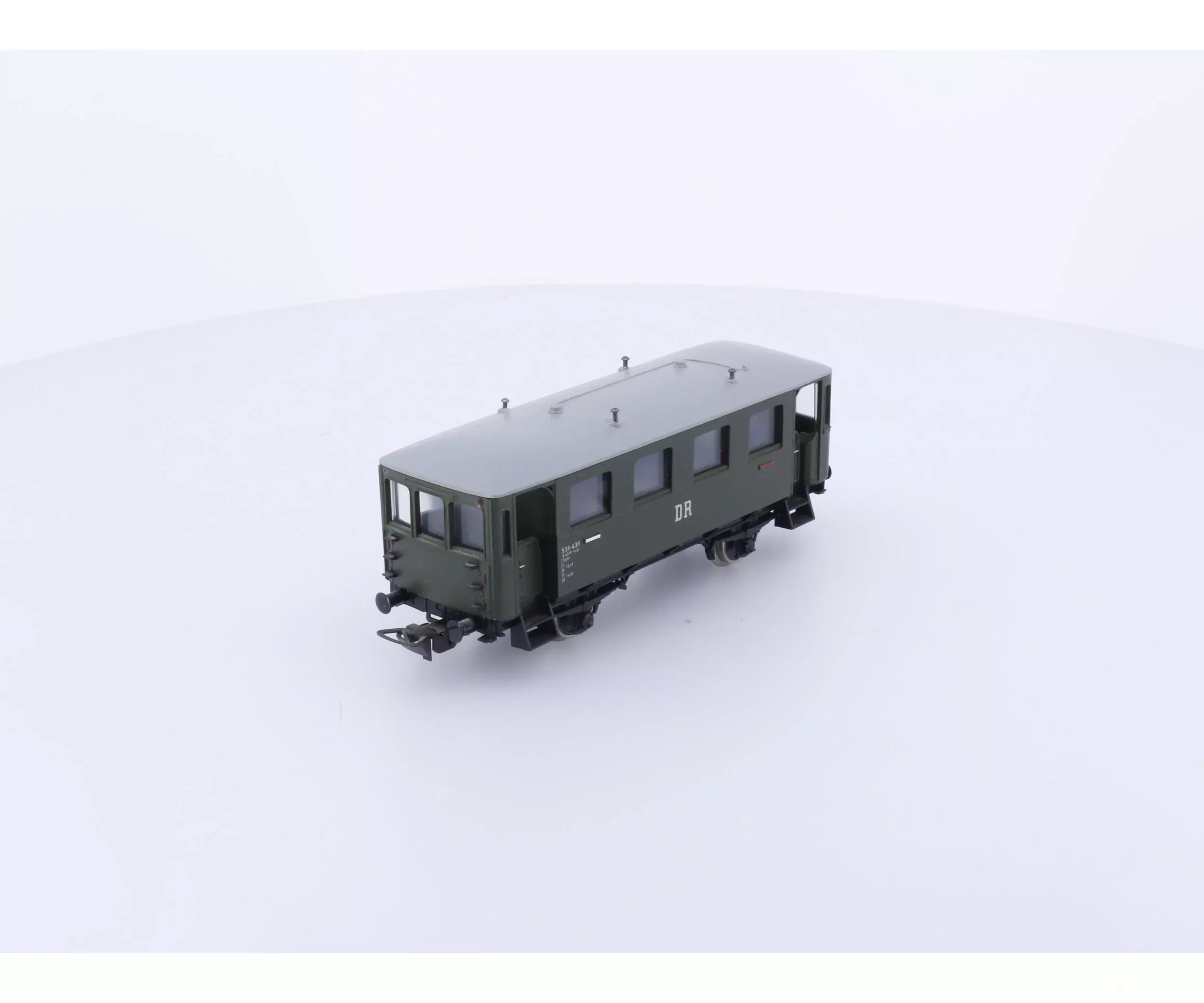 Piko 5/6514-010 HO DR Passenger Car (#2) (2nd Hand)