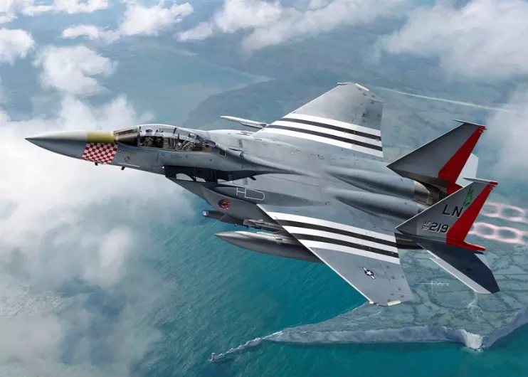 PKAY12568 F-15E D-Day 75th Anniversary Model Kit