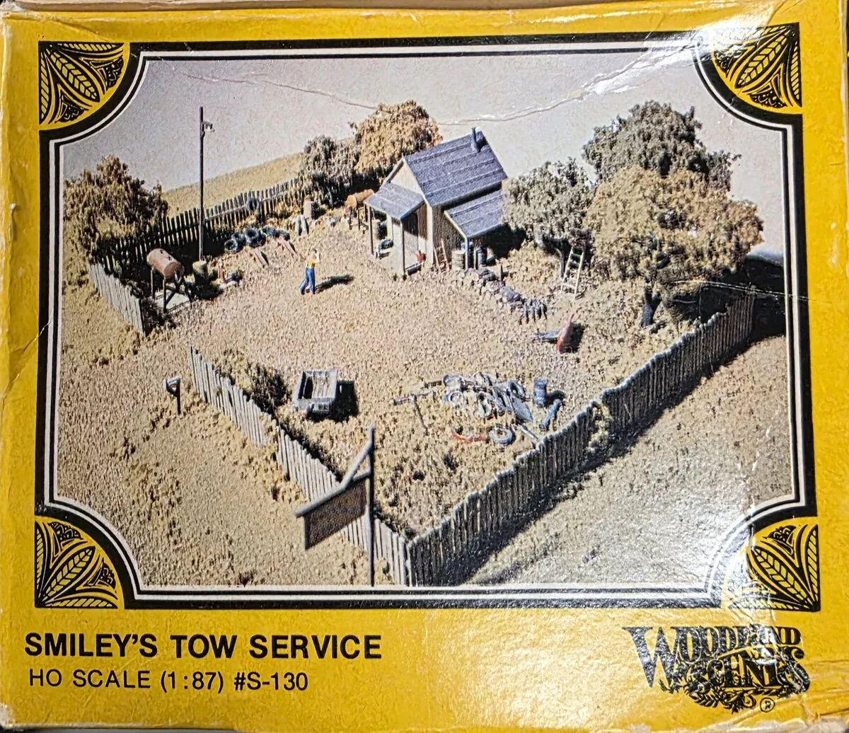 Woodland Scenics S-130 HO Smiley’s Tow Service Building Kit